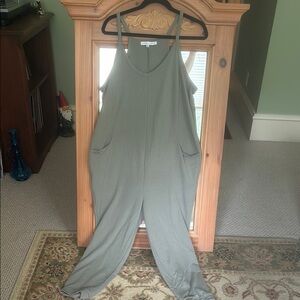 Sincerely Jules Green Jumpsuit Relaxed Fit Casual